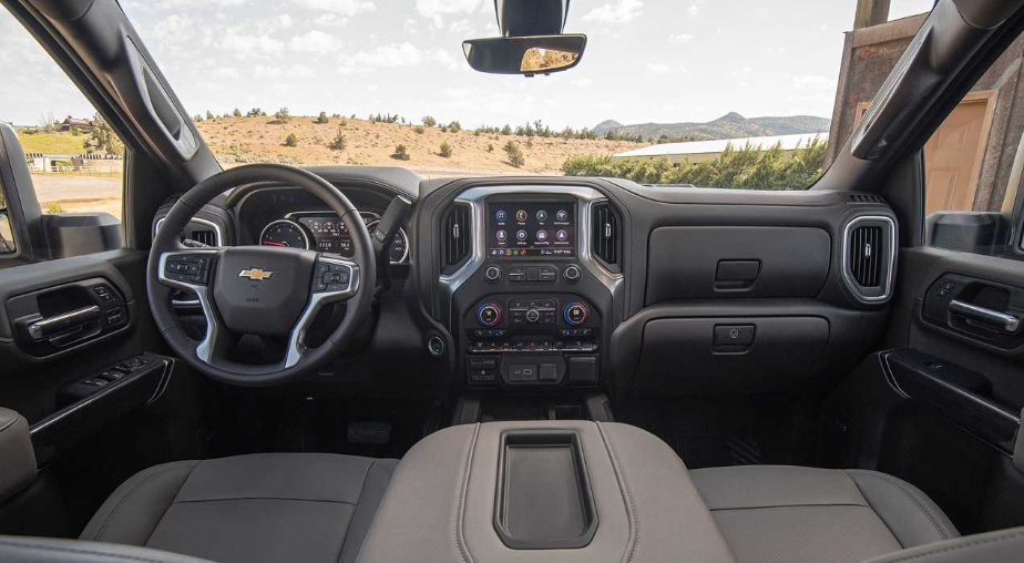 2020 Chevrolet Silverado 2500HD Crew Cab Interior