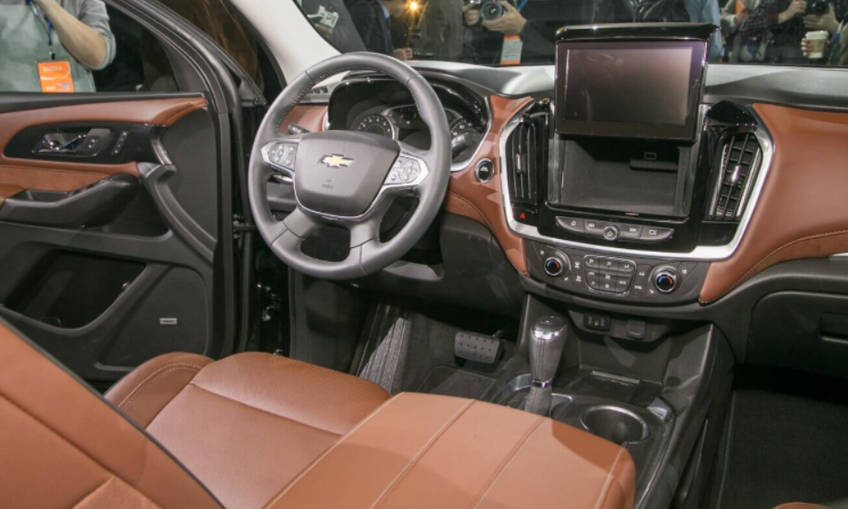 2020 Chevrolet Suburban RST Interior