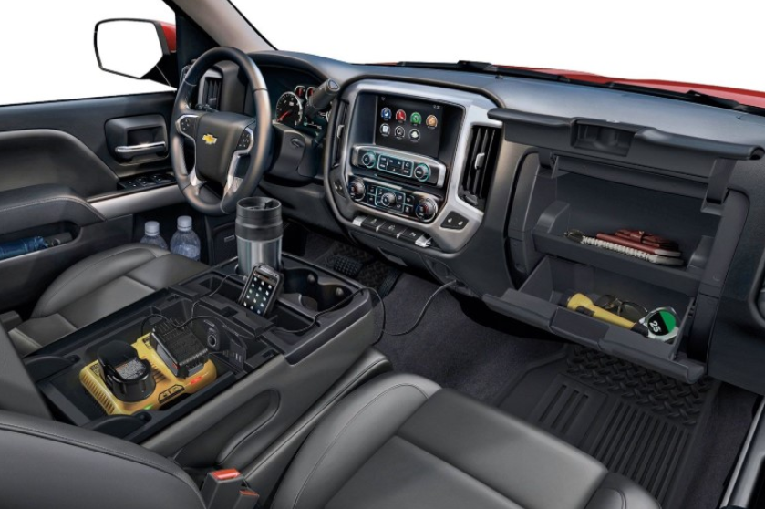 2020 Chevy Cheyenne Big 10 Interior