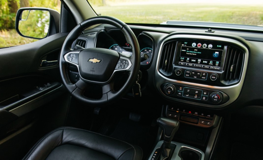 2020 Chevy Colorado ZR2 Interior