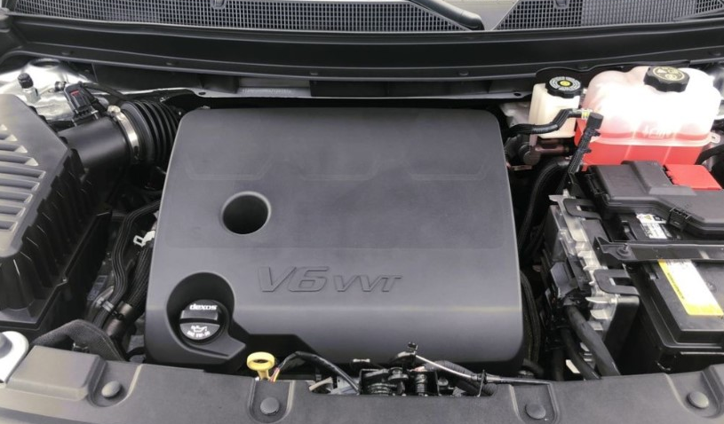 2020 Chevy Cruze Hatchback Engine