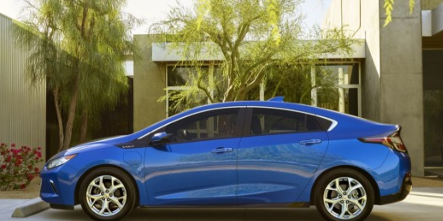 2020 Chevy Volt Redesign