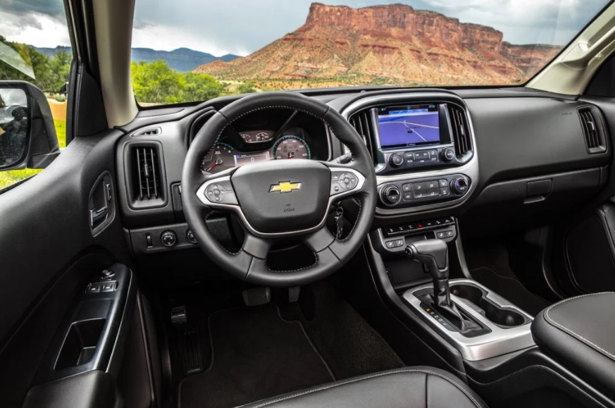 2020 Chevrolet Colorado Extended Cab Interior