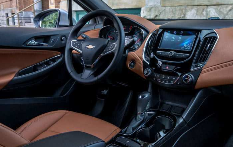 2020 Chevrolet Cruze Automatic Interior