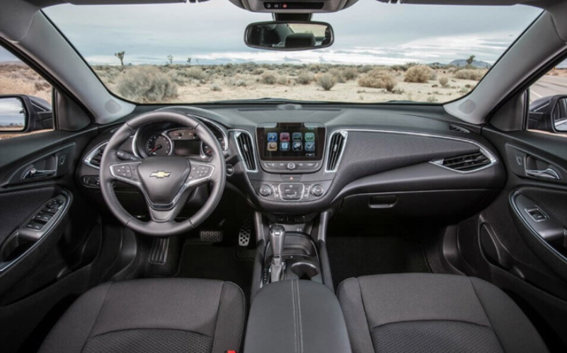 2020 Chevrolet Cruze Hybrid Interior