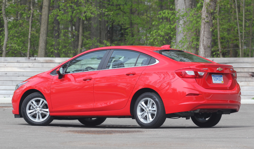 2020 Chevrolet Cruze LT Hatchback Redesign