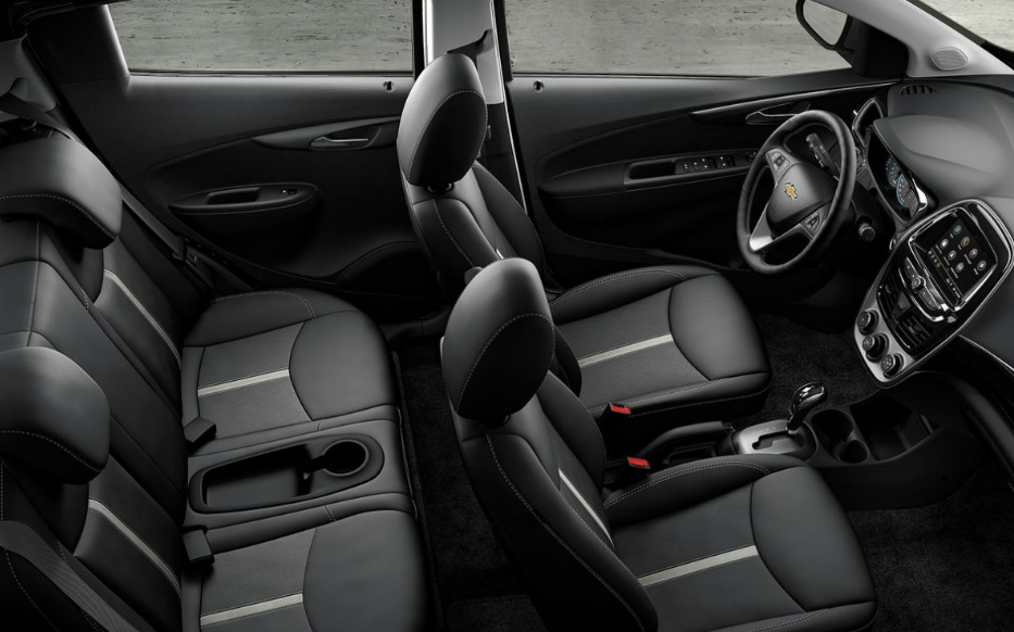 2020 Chevrolet Spark MPG Interior