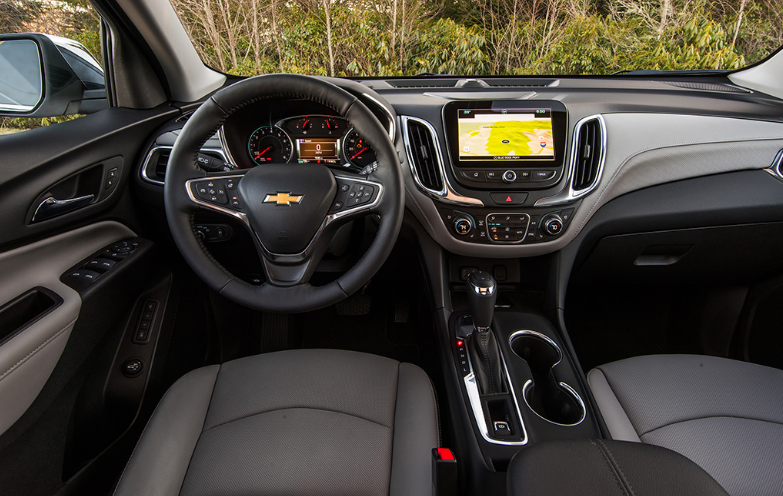 2020 Chevrolet Equinox LS AWD Interior
