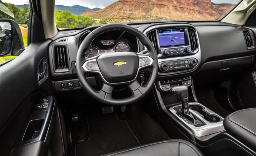 2020 Chevy Colorado ZR2 Diesel Interior