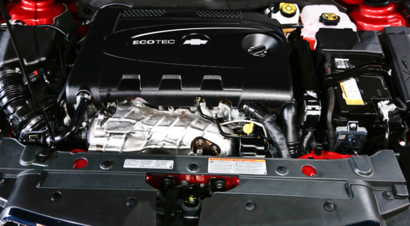 2020 Chevy Cruze LTZ Engine