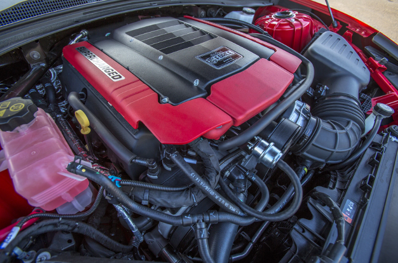 2020 Chevrolet Camaro Coupe SS Engine