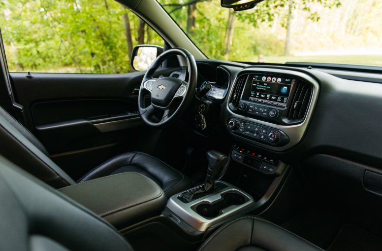 2020 Chevrolet Colorado 2.5 Interior