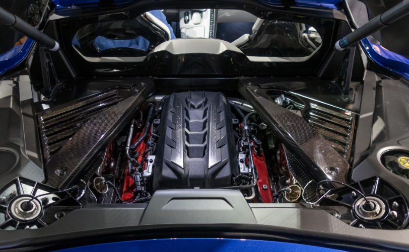 2020 Chevrolet Corvette Stingray Convertible Engine