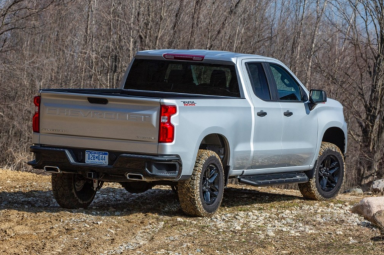 2020 Chevrolet Silverado Tailgate Colors, Redesign, Engine, Release ...