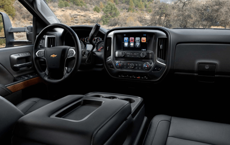 2020 Chevrolet Silverado V8 Interior