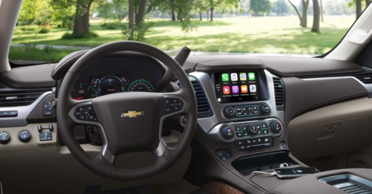 2020 Chevrolet Suburban 4WD Interior