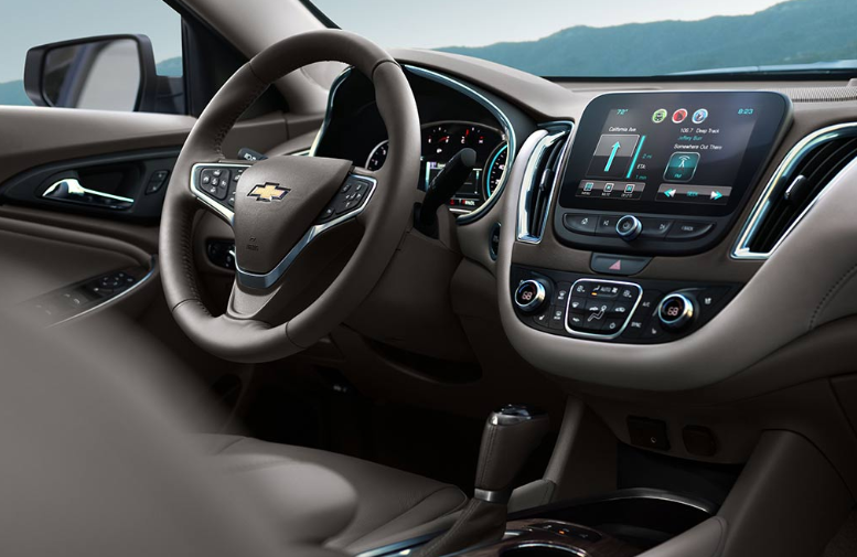 2020 Chevrolet Malibu V6 Interior