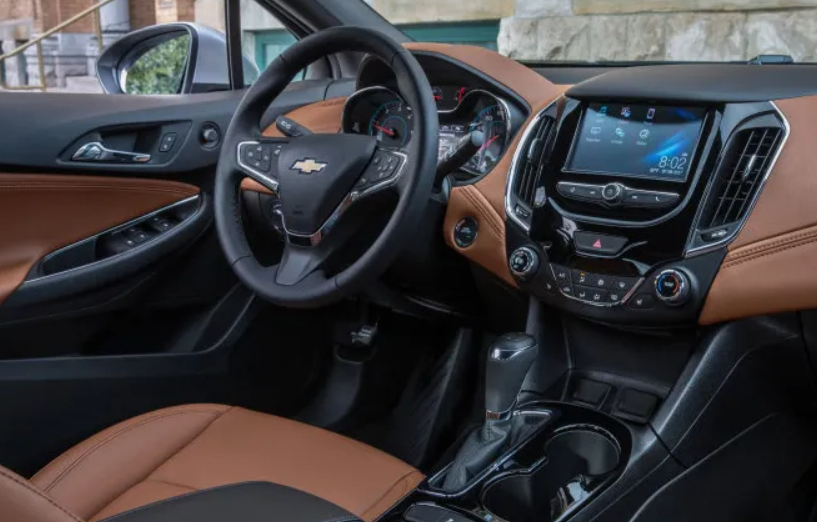 2021 Chevrolet Cruze MPG Interior