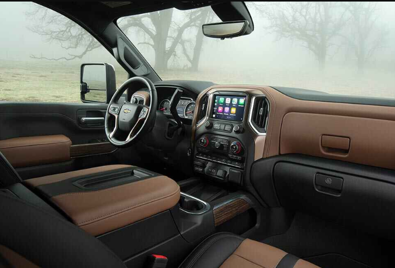 2021 Chevrolet Silverado HD Interior