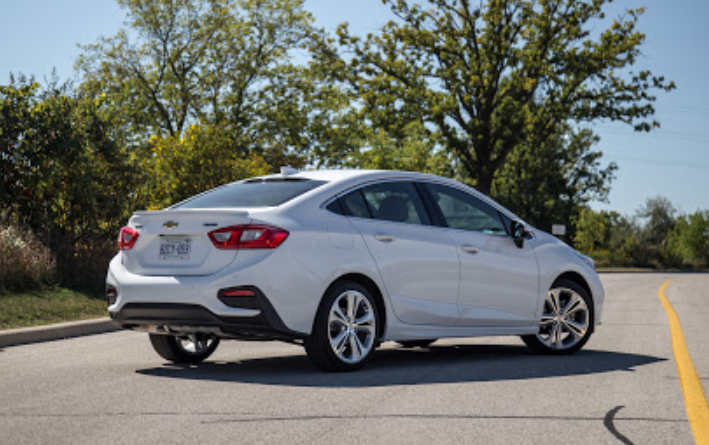 2021 Chevrolet Cruze LT Redesign