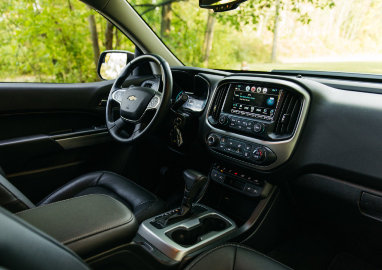 2021 Chevy Colorado Hybrid Interior