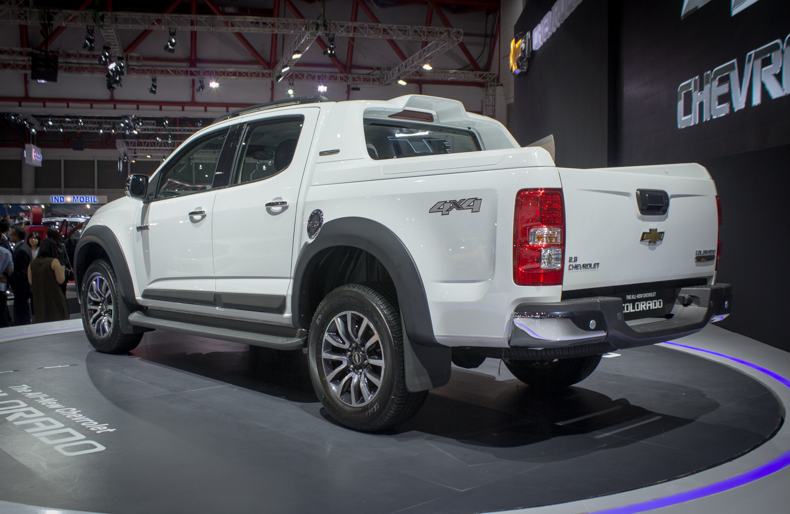 2021 Chevy Colorado Hybrid Redesign