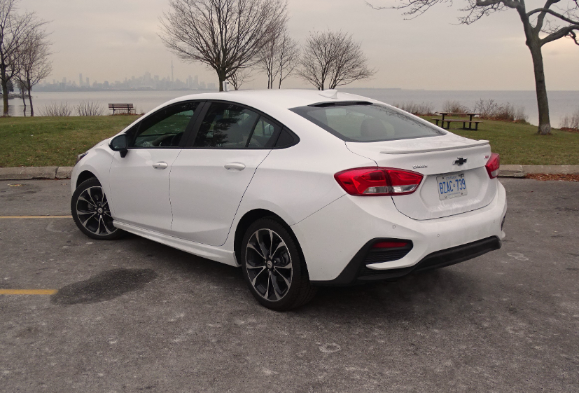 2022 Chevy Cruze Hatchback Redesign