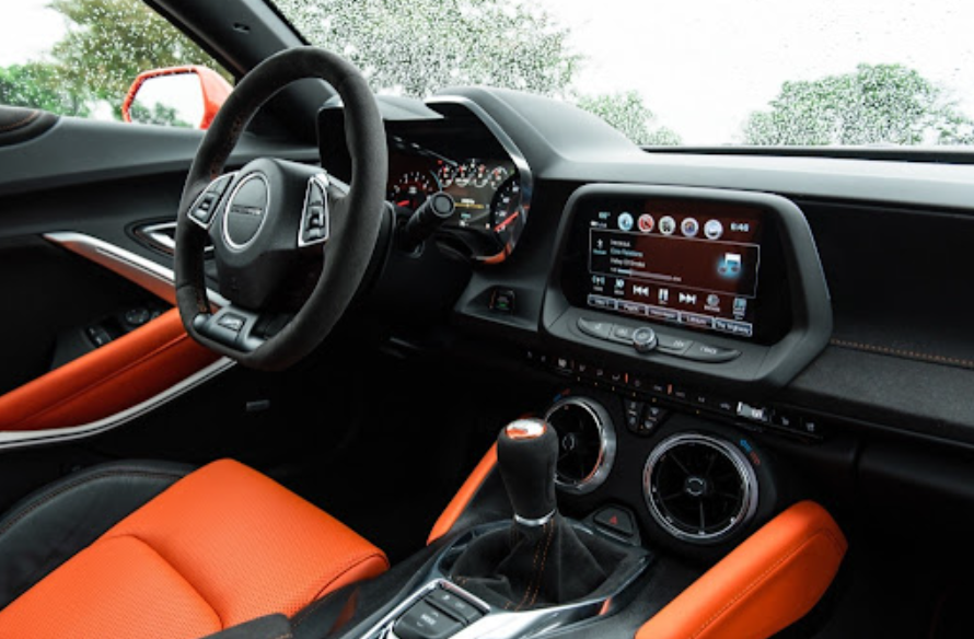 2023 Chevy Camaro LT Interior