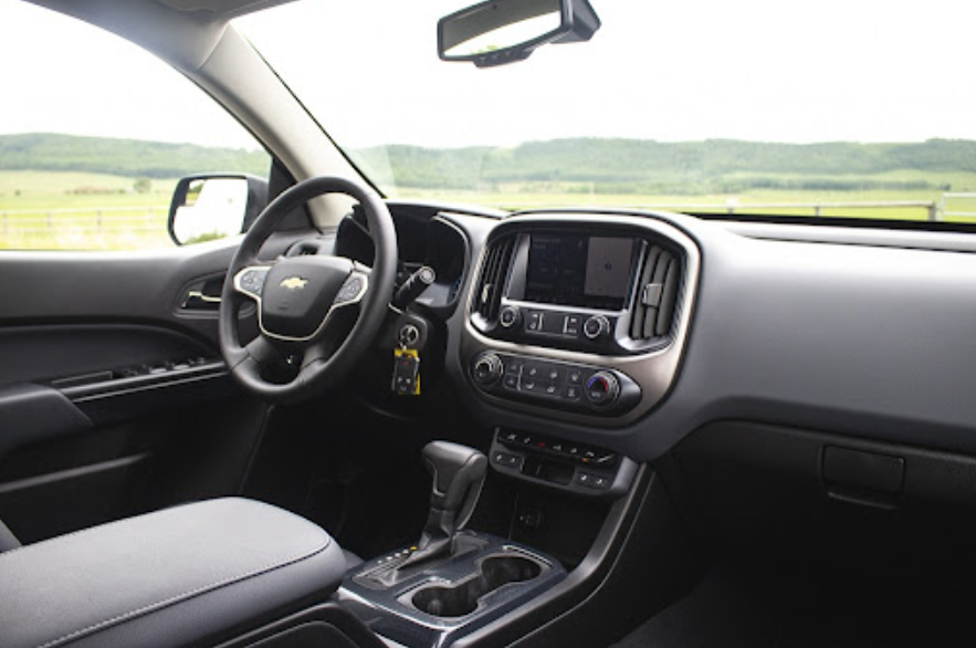 2023 Chevy Colorado Diesel Interior