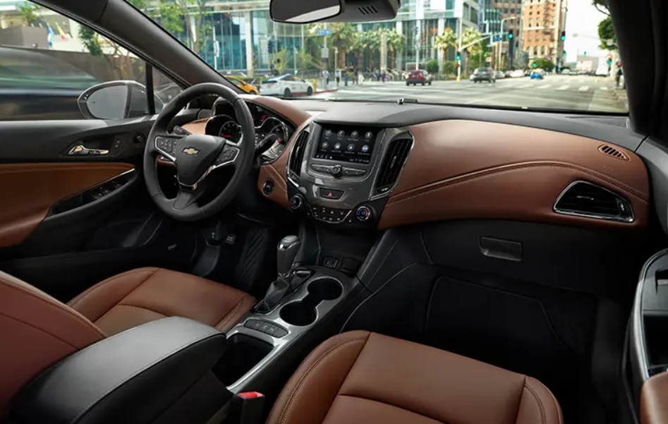 2023 Chevy Cruze Interior