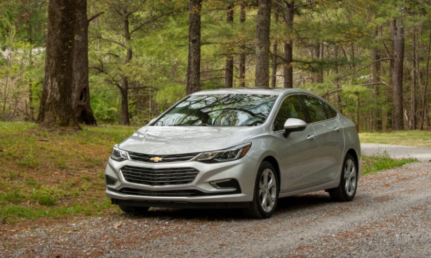 2023 Chevy Cruze LT