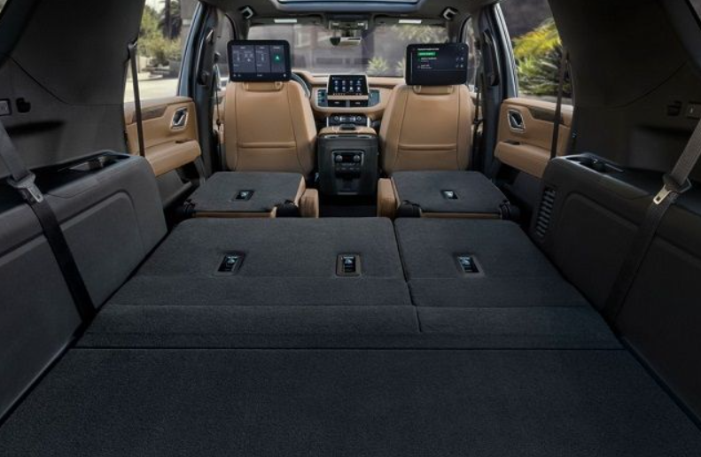 2023 Chevy Suburban RST Interior