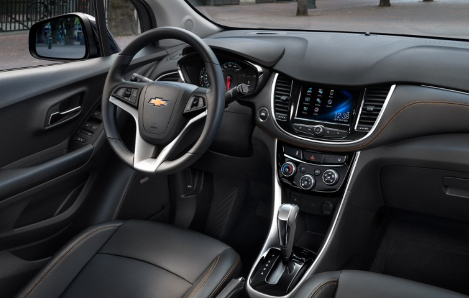 2023 Chevy Trax RS Interior