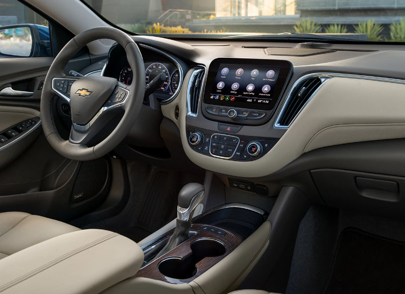 2023 Chevy Malibu LT Interior