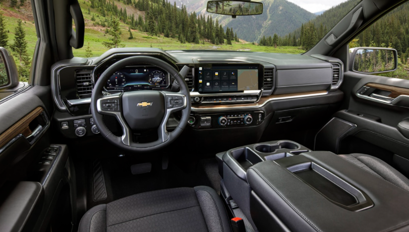 2023 Chevy Silverado Z71 Interior