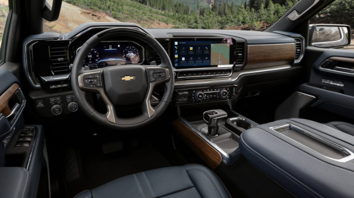 2022 Chevy Silverado 3500 HD Interior