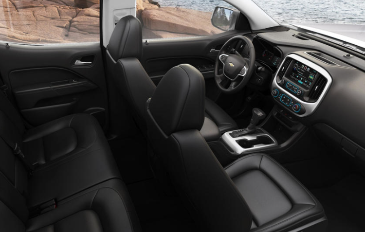 2023 Chevy Colorado Hybrid Interior