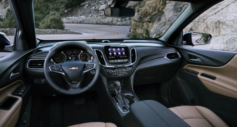 2023 Chevy Equinox Sport Interior