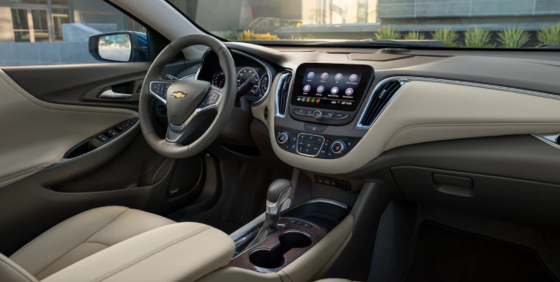 2023 Chevy Malibu Turbo Interior