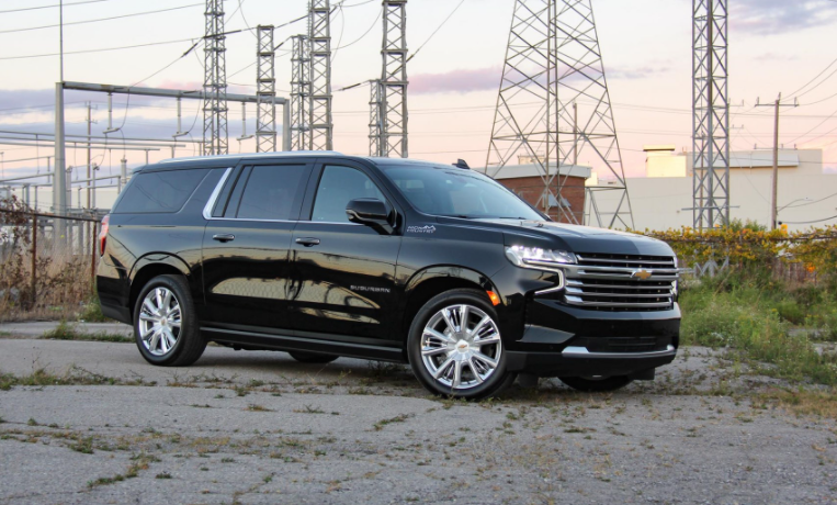 2023 Chevy Suburban Premier