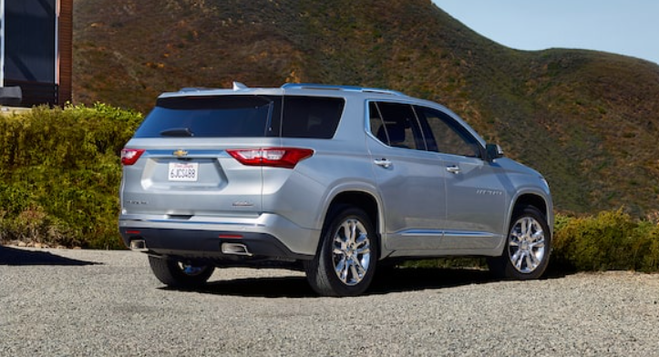 2023 Chevy Traverse Premier Redline Redesign