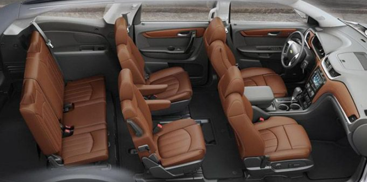 2022 Chevy Traverse Hybrid Interior