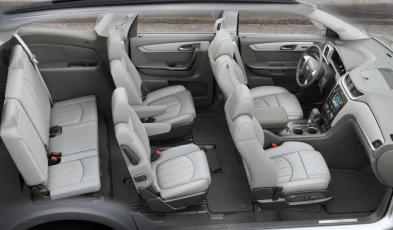 2022 Chevy Traverse LT Interior