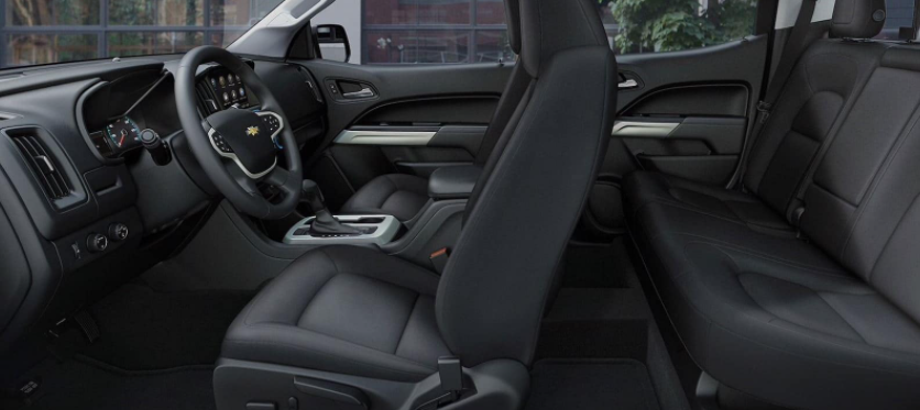 2022 Chevy Colorado Extended Cab Interior