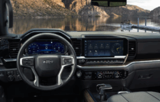 2026 Chevy 1500 Interior