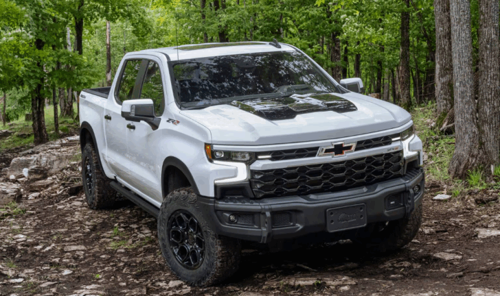 2026 Silverado 1500 Interior – Comfort and Tech Review