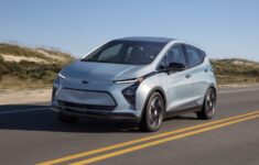 2026 Chevy Bolt EV vs EUV