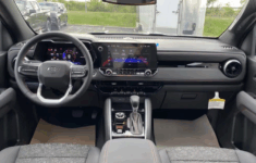 2026 Chevy Colorado Interior Feature