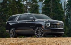 2026 Chevy Suburban High Country Design