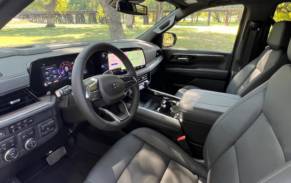 2026 Chevy Suburban Interior
